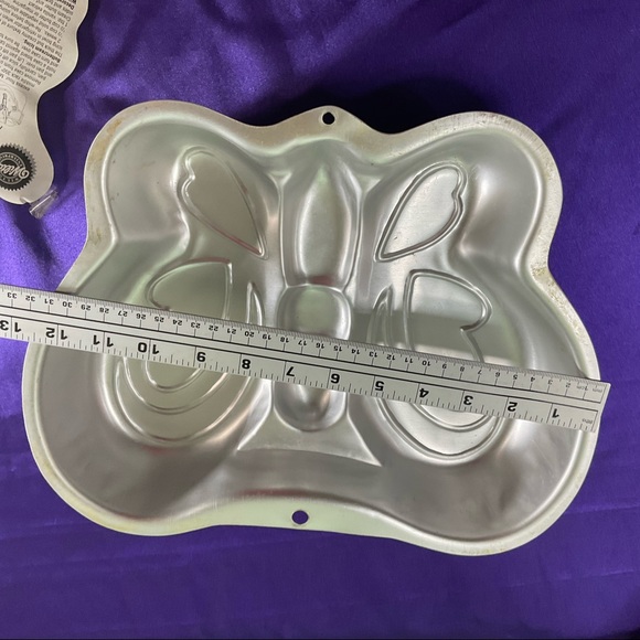 New VTG 📌Wilton 1993 Big Bird Sesam Street w/ Banner & 2003 Butterfly Cake  Pan - Picture 8 of 15